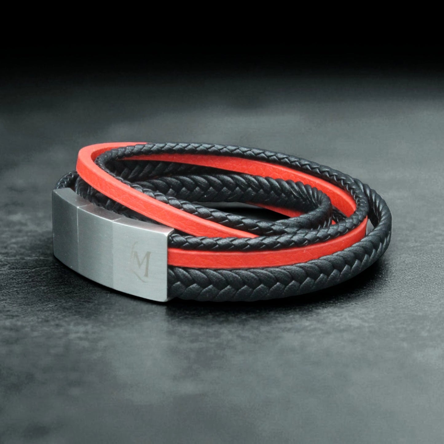 Bracelet homme cuir rouge – Le Passionné | MenacL